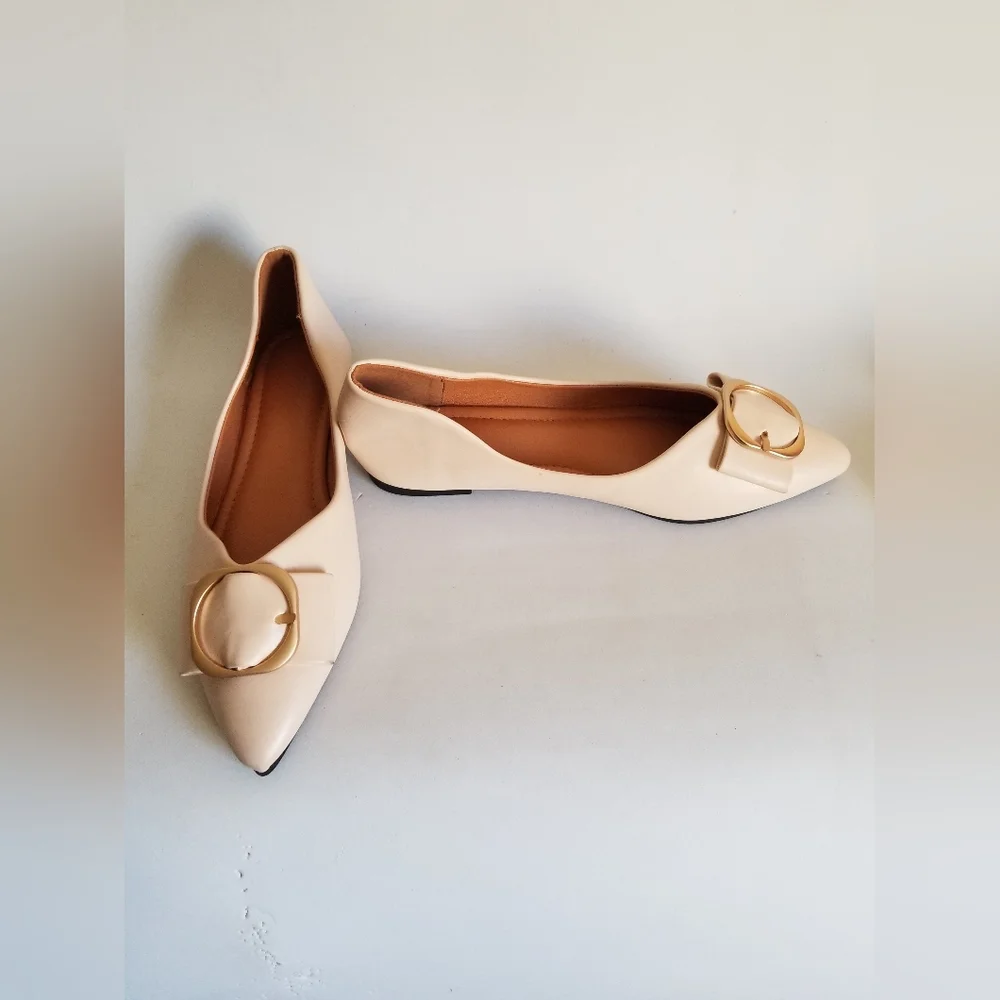 Women's unbranded european ballet flats light tan nude Sz8.5M pointed toe - Picture 6 of 16